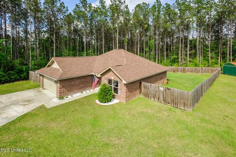 21506 Edgewood Dr, Saucier, MS 39574 photo 2