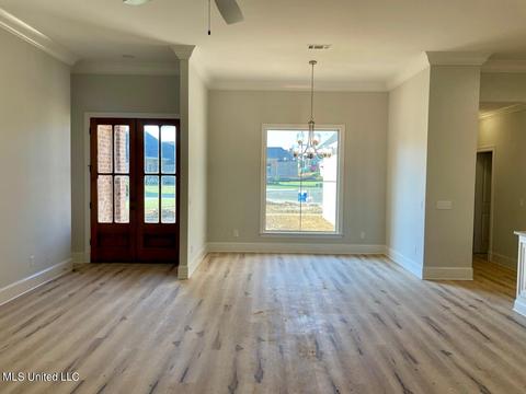 506 Crestmoor Dr, Canton, MS 39046 photo 3