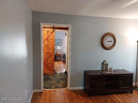 181 Iris St, Biloxi, MS 39531 photo 9