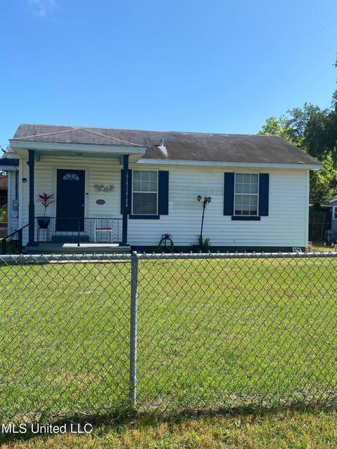 181 Iris St, Biloxi, MS 39531 photo 3
