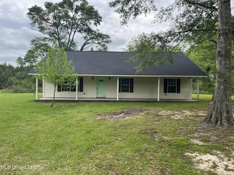 219 Gavin Rd, Wiggins, MS 39577 photo 1