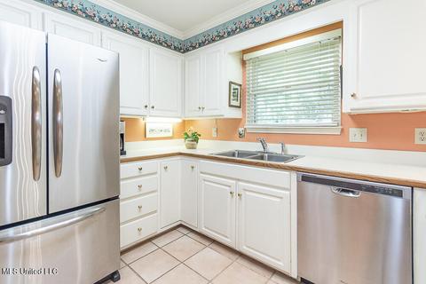 1648 Pine Ridge Place Pl, Jackson, MS 39211 photo 18