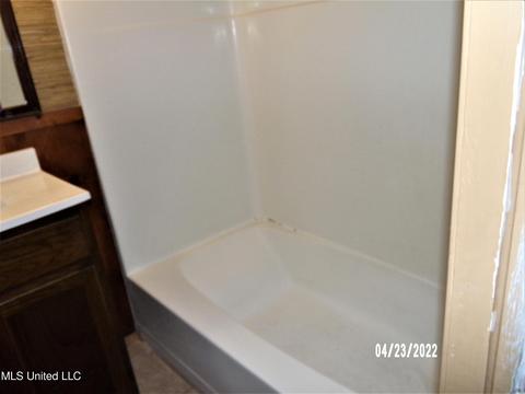 5068 Terry Rd, Jackson, MS 39212 photo 4