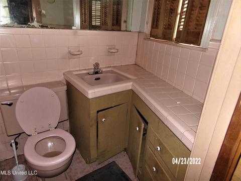 5068 Terry Rd, Jackson, MS 39212 photo 13