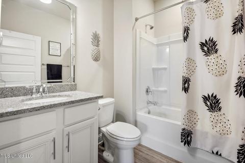 13402 Mayfair Ln, Biloxi, MS 39532 photo 16