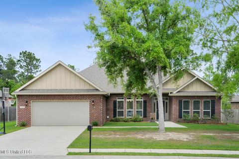 13402 Mayfair Ln, Biloxi, MS 39532 photo 1