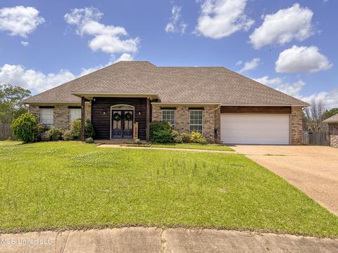 108 Apache Court Ct, Clinton, MS 39056 photo 3