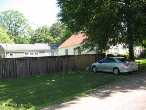 1805 Devine St, Jackson, MS 39202 photo 7