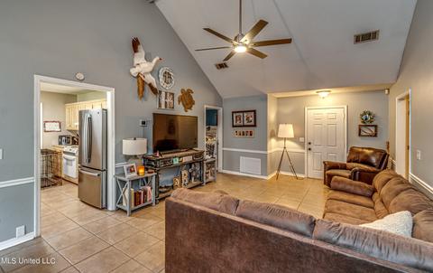 121 Holmar Dr, Brandon, MS 39047 photo 4