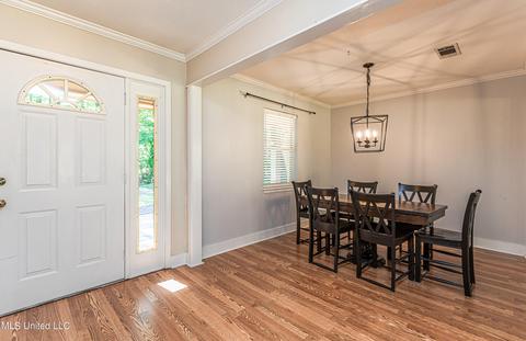 215 W Sunset Dr, Brandon, MS 39042 photo 9