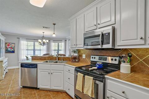 511 Oakleigh Pl, Brandon, MS 39047 photo 13