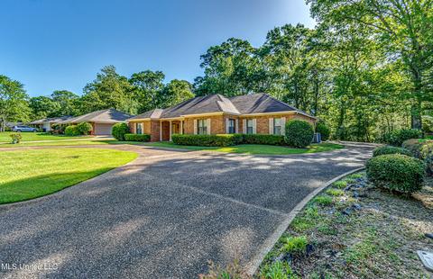 74 Sunline Dr, Brandon, MS 39042 photo 3