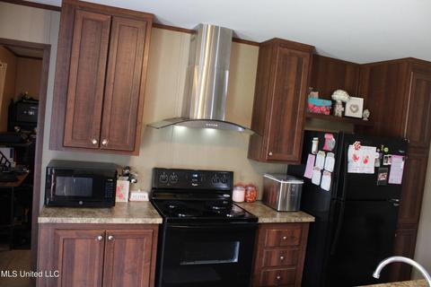 9945 Tanner Williams Rd, Lucedale, MS 39452 photo 4