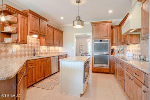 7347 Mcelroy Rd, Olive Branch, MS 38654 photo 6