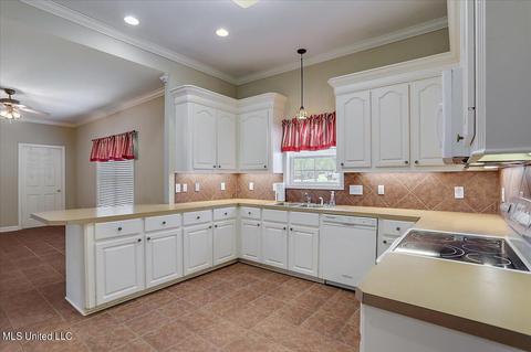 4200 Kimbell Rd, Terry, MS 39170 photo 14