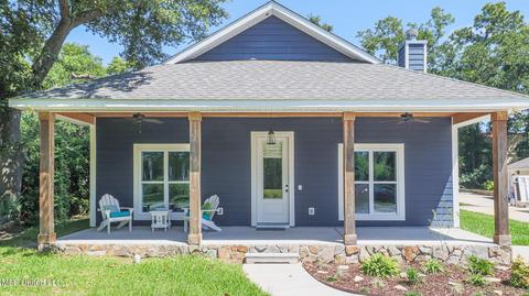418 E Third St, Long Beach, MS 39560 photo 1