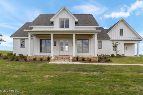 102 Sagamore Cv, Flora, MS 39071 photo 1