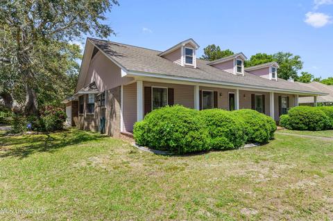 433 Saylor Dr, Biloxi, MS 39531 photo 2