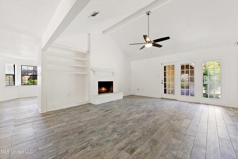 433 Saylor Dr, Biloxi, MS 39531 photo 4