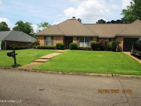 2003 Pinehaven Dr, Flowood, MS 39232 photo 1