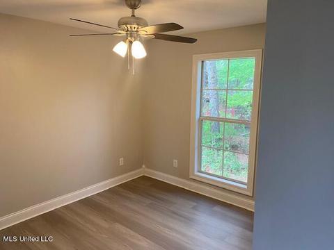600 Willow Bay Dr, Byram, MS 39272 photo 9