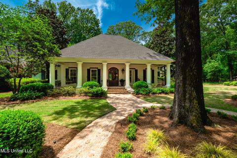 107 Noahs Mill Rd, Madison, MS 39110 photo 1