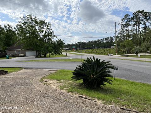67179 E Diamondhead Dr, Diamondhead, MS 39525 photo 22
