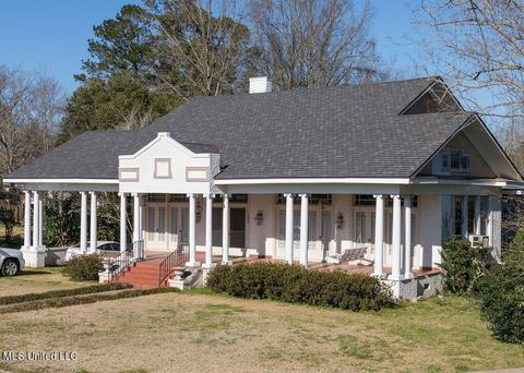201 Magnolia St, Edwards, MS 39066 photo 3