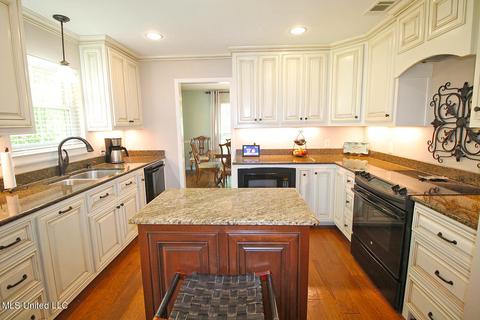 24 Taylor St, Lucedale, MS 39452 photo 10