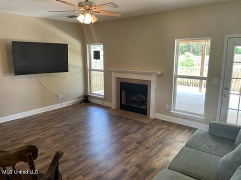 21588 Briar Cliff Dr, Saucier, MS 39574 photo 5