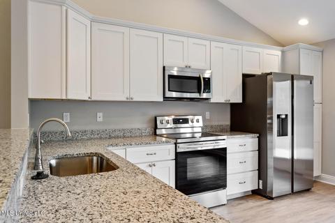 22 Cascade Cv, Perkinston, MS 39573 photo 8
