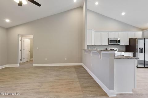 22 Cascade Cv, Perkinston, MS 39573 photo 5