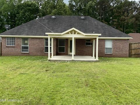 330 Greystone Pointe, Terry, MS 39170 photo 13