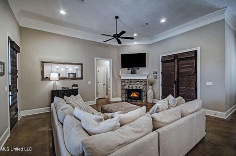216 Greenfield Xing, Brandon, MS 39042 photo 16