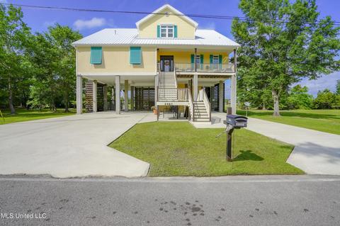 2460 Iki Pl, Diamondhead, MS 39525 photo 1