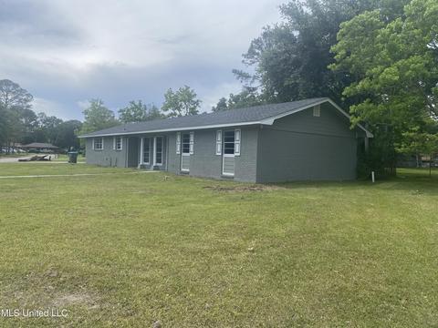 1908 Summit Cir, Gautier, MS 39553 photo 2