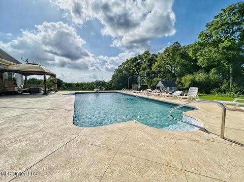 112 Eanes Rd, Lucedale, MS 39452 photo 3