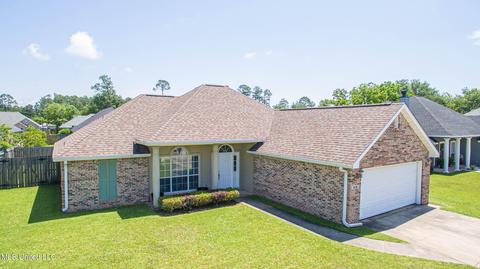 318 Pinecrest Blvd, Long Beach, MS 39560 photo 2