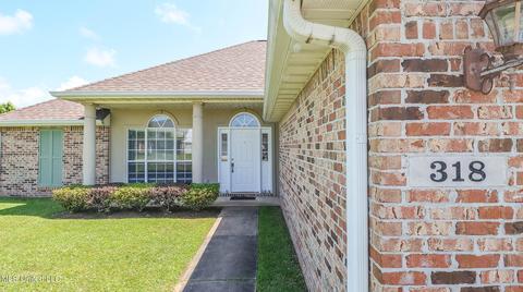 318 Pinecrest Blvd, Long Beach, MS 39560 photo 1