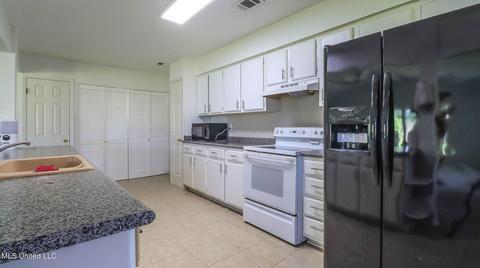309 Joyce Ave, Long Beach, MS 39560 photo 5