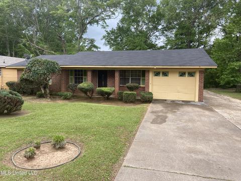 448 E Semmes Street St, Canton, MS 39046 photo 1