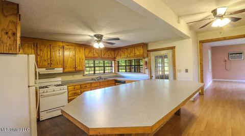 4411 Highway 26, Wiggins, MS 39577 photo 8