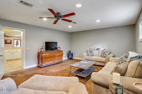 118 Sheppard St, Flora, MS 39071 photo 8