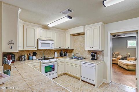 118 Sheppard St, Flora, MS 39071 photo 9