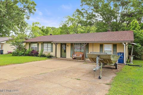 118 Sheppard St, Flora, MS 39071 photo 3