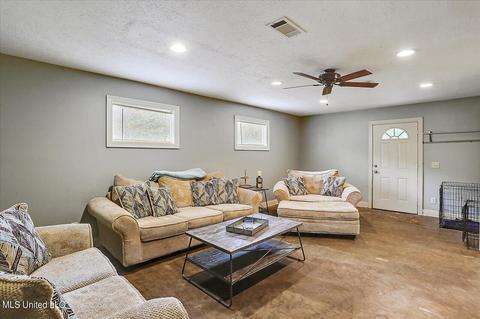 118 Sheppard St, Flora, MS 39071 photo 7