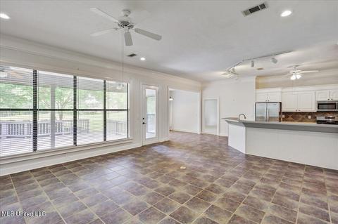 409 Spike Rdg, Canton, MS 39046 photo 12