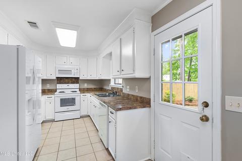 524 Traceview Rd, Madison, MS 39110 photo 8