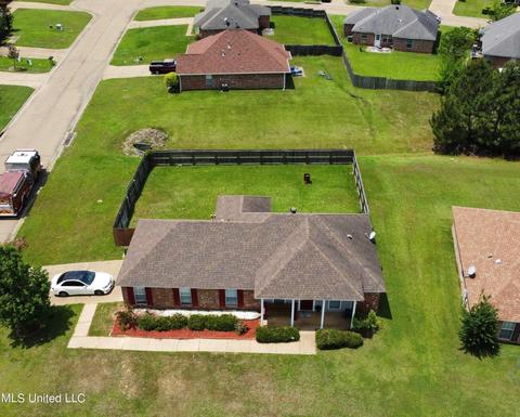 200 Earnestine Rd, Byram, MS 39272 photo 2