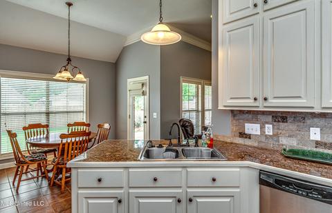 342 Towne St, Brandon, MS 39042 photo 16